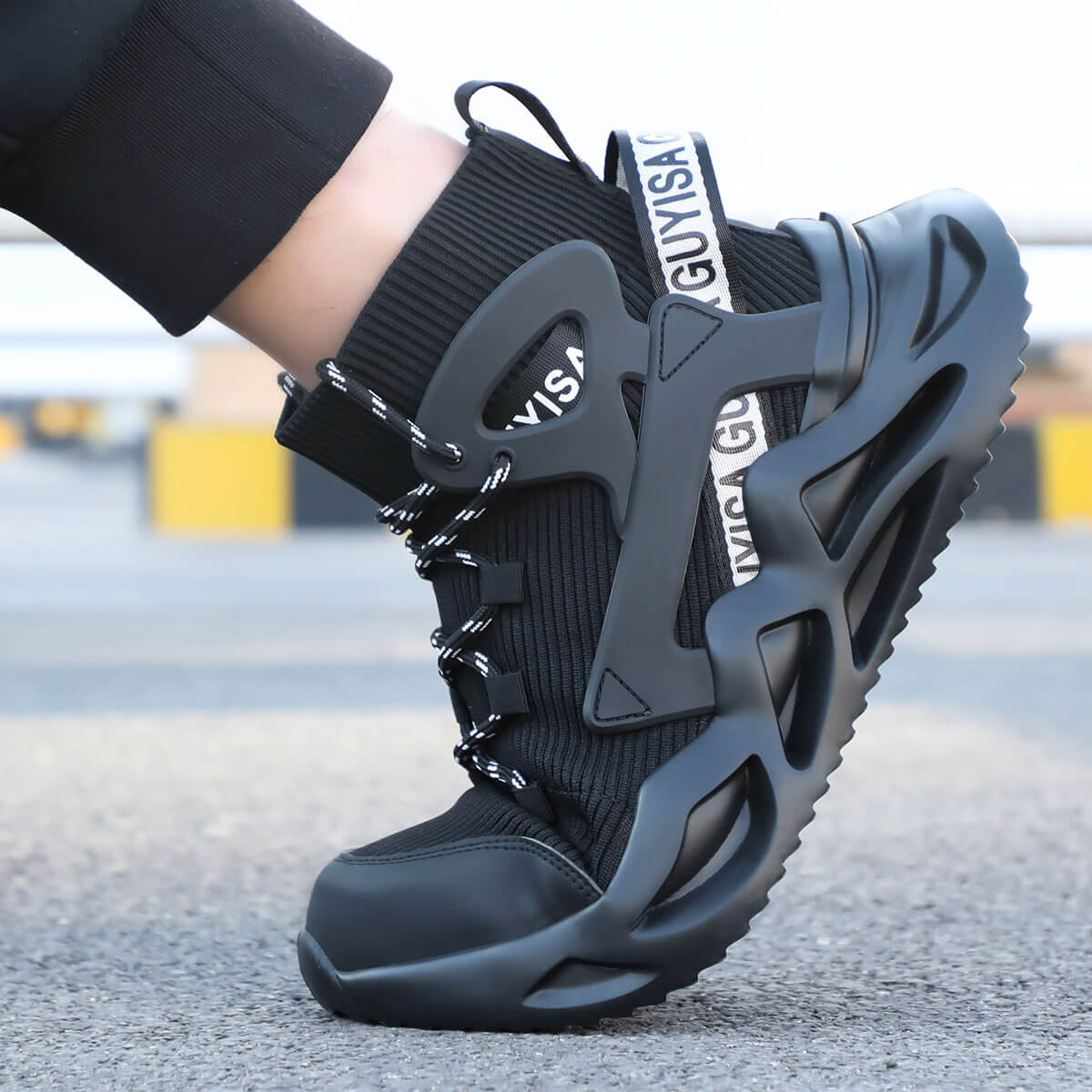 DS0203 Comfortable Steel Toe High Top Sneakers Black