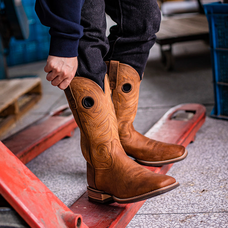 Comfortable Durable Men’s Western Cowboy Boots in Dark Brown Cowhide