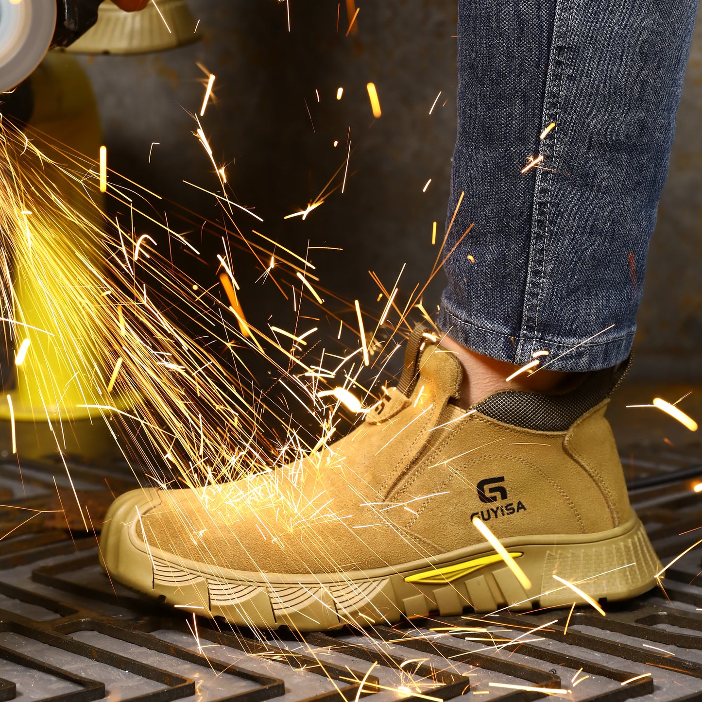 Comfortable Slip On Steel Toe Safety Shoes Anti Puncture