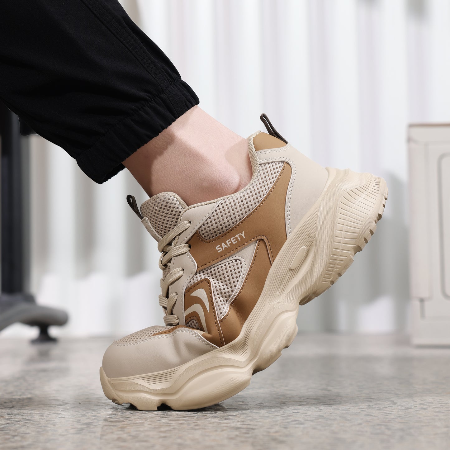 Comfortable Steel Toe Work Shoes with Anti-Puncture Protection